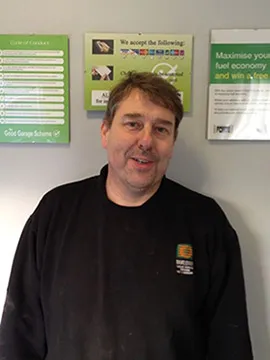 Oakleigh Garage Services Chesham - Mechanic